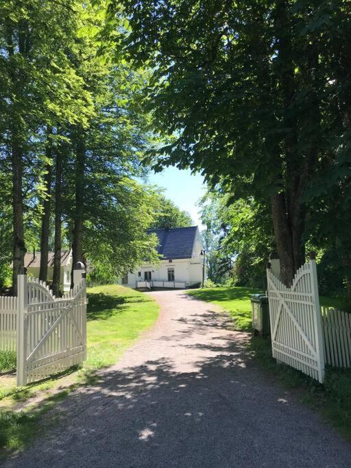 Stort Hus I Porsgrunn Sentrum Med Gangavstand Til "Alt" & Gratis Parkering Til Flere Biler Екстериор снимка